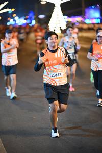 BIB: 23619
                            <button type="button" onclick="openModal(23225909)" class="btn btn-primary btn-sm float-right btn-popup" data-toggle="modal" data-target=".modal-high-quality">
                        <i class="fas fa-shopping-cart"></i> Add to Cart
                    </button>
                                            <button type="button" onclick="isThisMe(23225909, true)" class="btn btn-success btn-sm float-right btn-popup btn-isme hidden" data-toggle="tooltip" data-placement="bottom" title="นี่คือรูปของคุณใช่ไหม คลิกที่นี่เพื่อเอาเข้าอัลบั้ม">
                        <i class="fas fa-plus"></i> Add to album
                    </button>
                    <button type="button" onclick="isThisMe(23225909, false)" class="btn btn-warning btn-sm float-right btn-popup btn-isnotme hidden">
                        <i class="fas fa-ban"></i> Remove from album
                    </button>